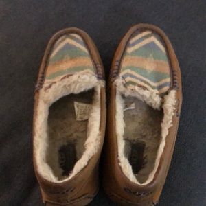 Ugg Women’s slippers